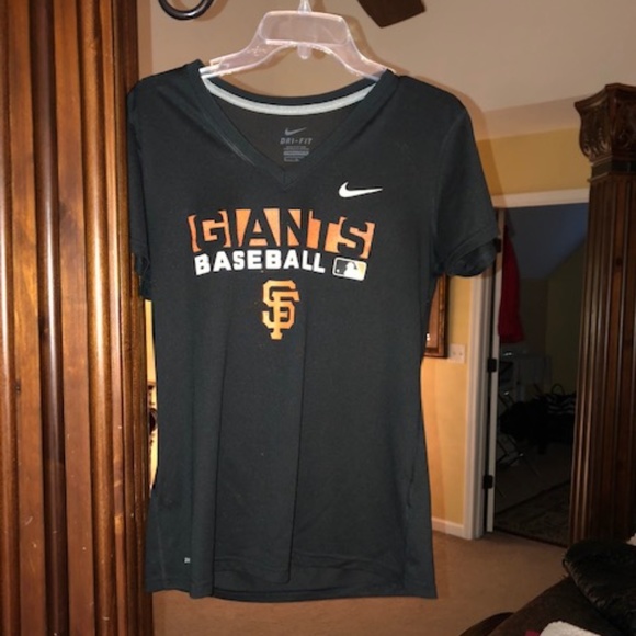 Nike Tops - San Francisco Giants Nike Tee EXCELLENT CONDITION